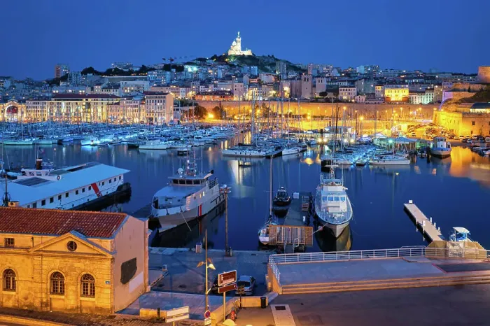 Framed Print : Marseille Old Port (Vieux-Port de Marseille) with yachts and Basilica of Notre-Dame de la Garde in the night