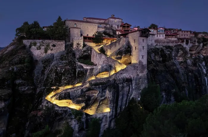 Framed Print : Megalo Meteoro Monastery in the blue hour before sunrise, Meteora, UNESCO World Heritage Site, Thessaly, Greece, Europe Framed Print : Megalo Meteoro Monastery in the blue hour before sunrise, Meteora, UNESCO World Heritage Site, Thessaly, Greece, Europe