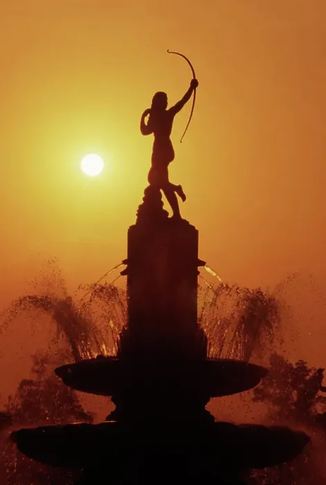 Framed Print : Mexico City, D.F. Fountain of Diana, entrance to Chapultec Park