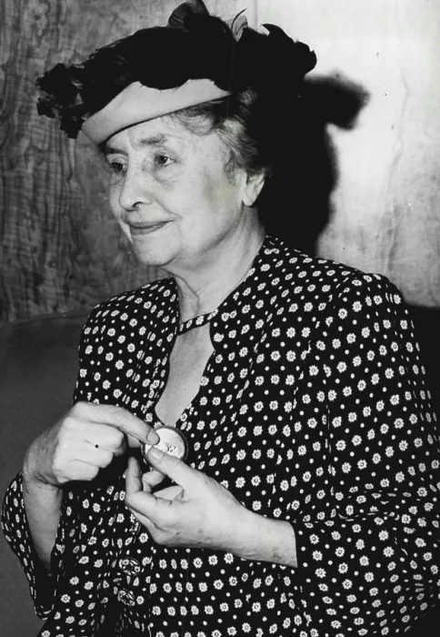 Framed Print : Miss Helen Keller in Adelaide. June 29, 1948