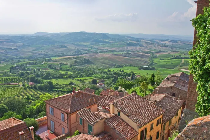 Framed Print : Montepulciano in Tuscany, Old city panoramic view Framed Print : Montepulciano in Tuscany, Old city panoramic view
