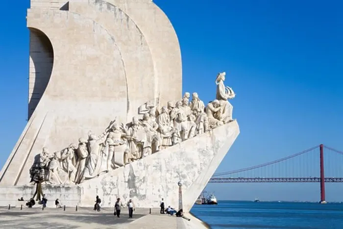 Framed Print : Monument to the Discoveries in the Belem District, Lisbon, Portugal, Europe Framed Print : Monument to the Discoveries in the Belem District, Lisbon, Portugal, Europe