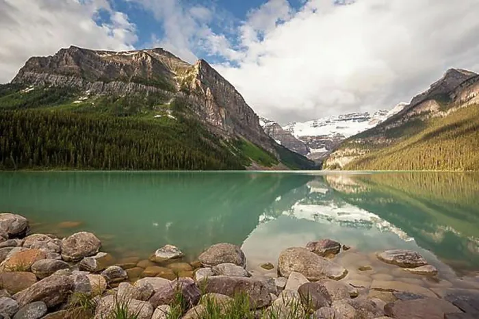 Framed Print : Mountains reflected in Lake Louise, Banff National Park, Canada, North America Framed Print : Mountains reflected in Lake Louise, Banff National Park, Canada, North America