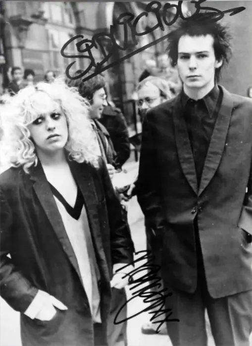 Framed Print : Nancy Spungen, the American girlfriend of Sid Vicious and a figure of the 1970s punk rock scene Framed Print : Nancy Spungen, the American girlfriend of Sid Vicious and a figure of the 1970s punk rock scene