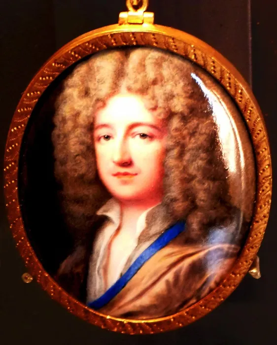 Framed Print : Oval miniature portrait miniature depicting an unidentified manwearing a whig