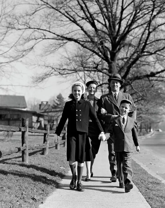Framed Print : Parents with children on sidewalk Framed Print : Parents with children on sidewalk