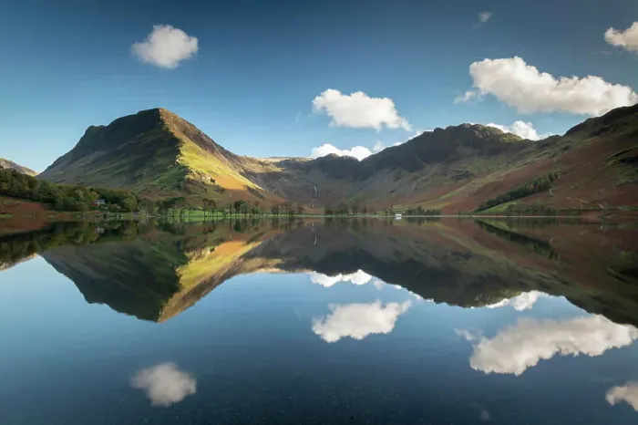 Framed Print : Perfect reflections on a tranquil Buttermere in the Lake District National Park Framed Print : Perfect reflections on a tranquil Buttermere in the Lake District National Park