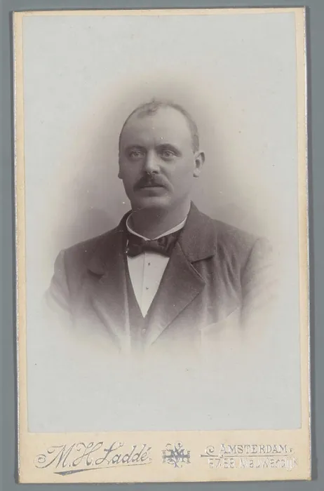 Framed Print : Portrait Angel Wolders (x Jaantje Kronenburg)