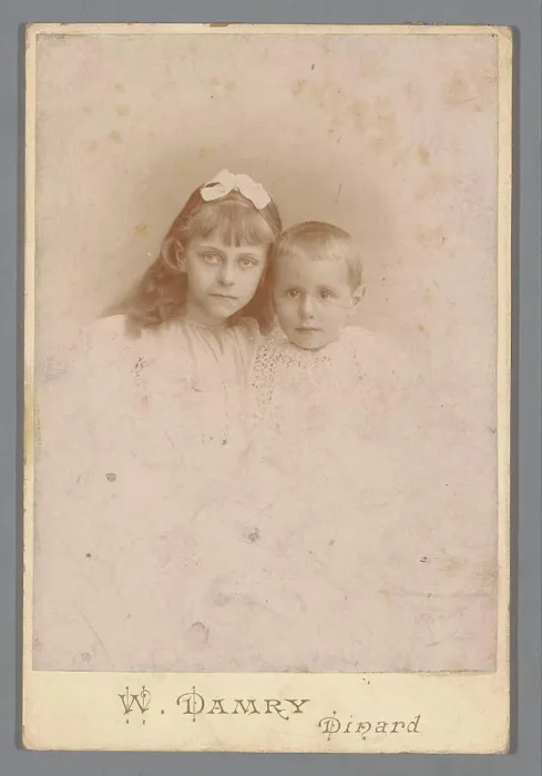 Framed Print : Portrait of two unknown children Framed Print : Portrait of two unknown children