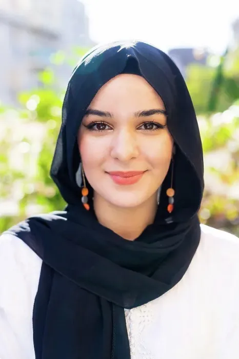 Framed Print : Portrait of a young woman wearing hijab Framed Print : Portrait of a young woman wearing hijab