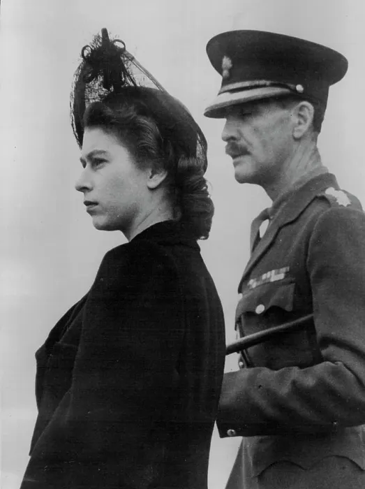 Framed Print : Princess Elizabeth Inspects Her Regiment - Princess Elizabeth at the saluting base during the march past Framed Print : Princess Elizabeth Inspects Her Regiment - Princess Elizabeth at the saluting base during the march past