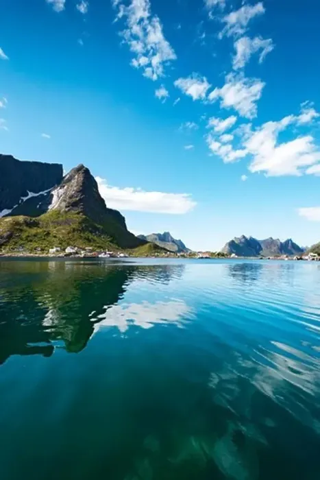 Framed Print : Reine village, Moskenesoya, Lofoten Islands, North Norway, Norway Framed Print : Reine village, Moskenesoya, Lofoten Islands, North Norway, Norway