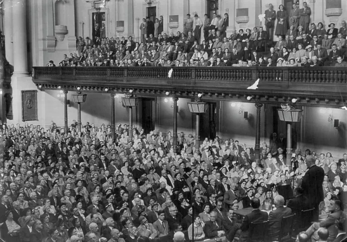 Framed Print : At right the PM addressing the crowded Town Hall at his lunch-hour meeting today Framed Print : At right the PM addressing the crowded Town Hall at his lunch-hour meeting today