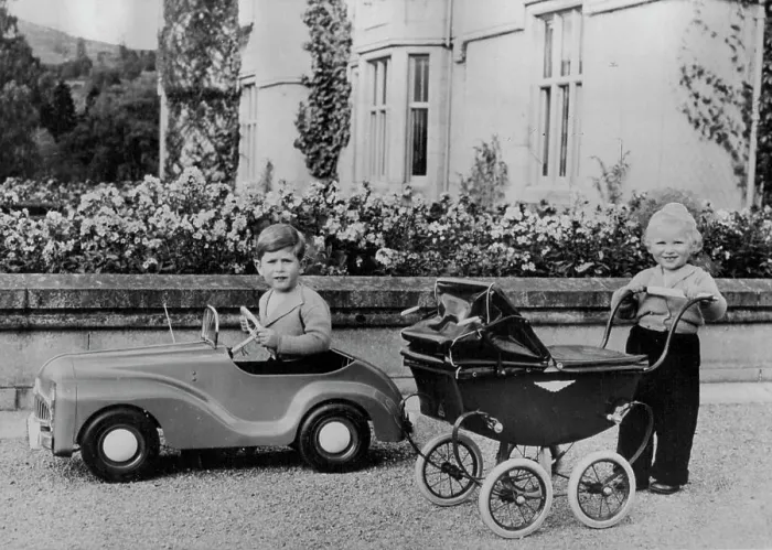 Framed Print : The Royal Children At Balmoral -- A new photograph of Prince Charles and Princess Anne Framed Print : The Royal Children At Balmoral -- A new photograph of Prince Charles and Princess Anne