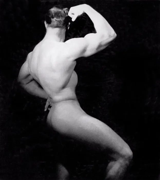 Framed Print : San Francisco, California: c. 1950 A male bodybuilder poses nude from the side Framed Print : San Francisco, California: c. 1950 A male bodybuilder poses nude from the side