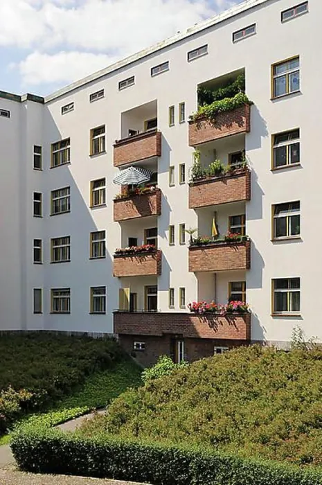 Framed Print : Schoenlanker Strasse housing estate by architect Bruno Taut Framed Print : Schoenlanker Strasse housing estate by architect Bruno Taut