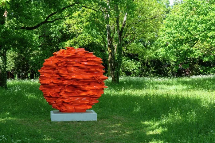 Framed Print : Skulpturen von Tony Cragg auf der Rosenhöhe in Darmstadt *** Sculptures from Tony Cragg at the Rose height in Darmstadt Framed Print : Skulpturen von Tony Cragg auf der Rosenhöhe in Darmstadt *** Sculptures from Tony Cragg at the Rose height in Darmstadt