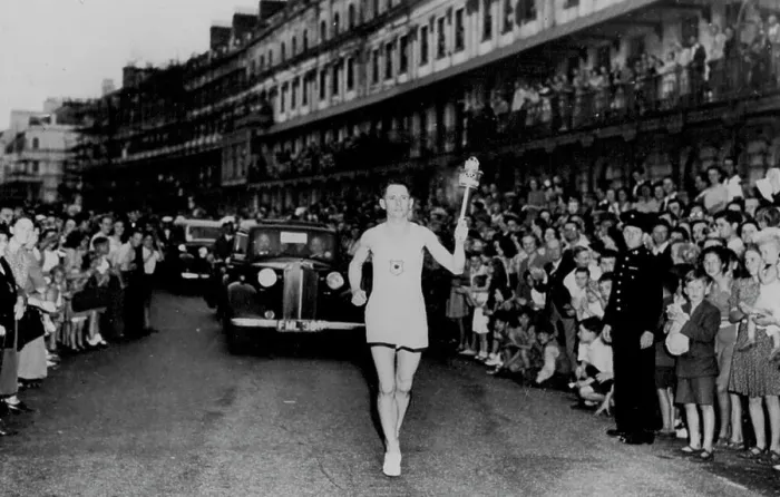 Framed Print : SP Olympics 1948 - London Olympic Torch -- Peet Officer Barney Barnes who had the honor of bearing the torch ashore Framed Print : SP Olympics 1948 - London Olympic Torch -- Peet Officer Barney Barnes who had the honor of bearing the torch ashore