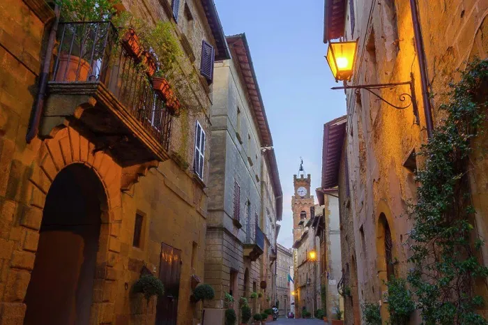 Framed Print : street in Pienza at dusk, Tuscany