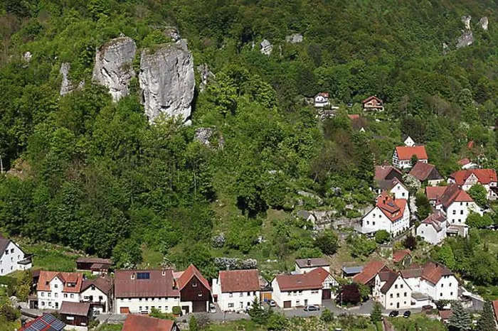 Framed Print : Streitberg, market town of Wiesenttal, Franconian Switzerland, Upper Franconia, Franconia, Bavaria, Germany, Europe Framed Print : Streitberg, market town of Wiesenttal, Franconian Switzerland, Upper Franconia, Franconia, Bavaria, Germany, Europe