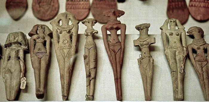 Framed Print : Stylized female figurines, Cairo Museum Framed Print : Stylized female figurines, Cairo Museum