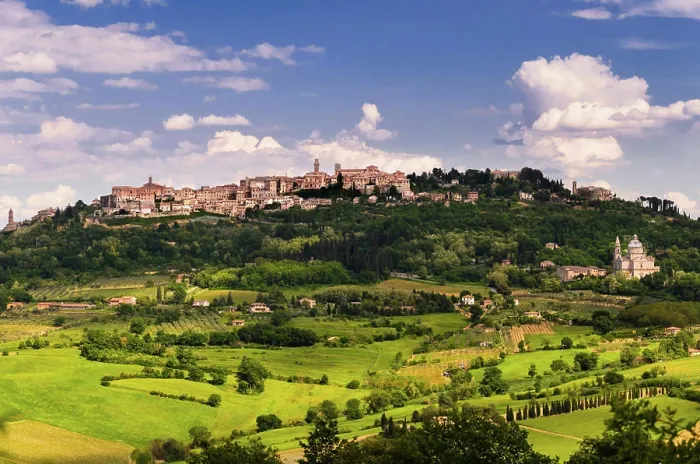 Framed Print : Toscana landscape view of Tuscany, Italy Copyright: xZoonar.com / SergeyxPetermanx 6847172 Framed Print : Toscana landscape view of Tuscany, Italy Copyright: xZoonar.com / SergeyxPetermanx 6847172