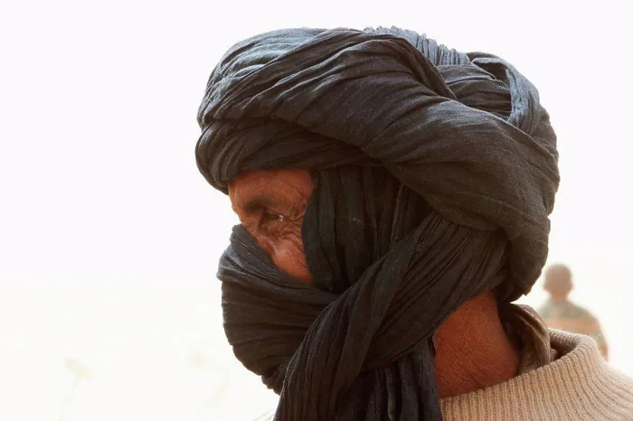 Framed Print : Tuareg man, Tiriken, Mali Framed Print : Tuareg man, Tiriken, Mali