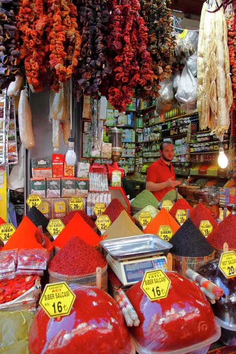 Framed Print : Turkey, Istanbul (Fatih municipality) Eminonu quarter, spices bazaar or egyptian bazaar Framed Print : Turkey, Istanbul (Fatih municipality) Eminonu quarter, spices bazaar or egyptian bazaar