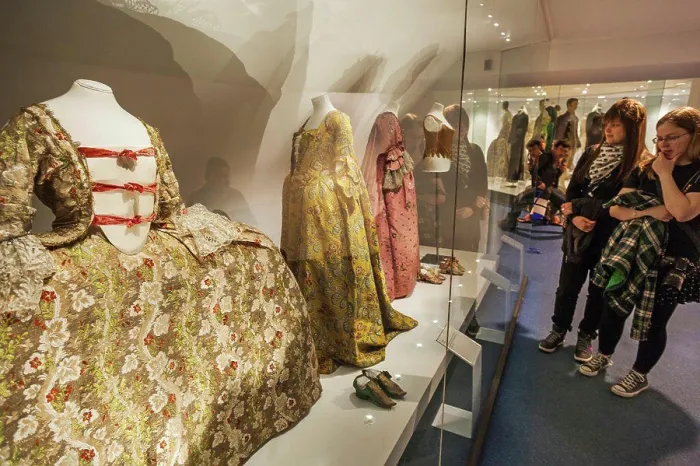 Framed Print : UK, England, Somerset, Bath, Assembly Rooms Fashion Museum, Display of Historical Womens Clothing Framed Print : UK, England, Somerset, Bath, Assembly Rooms Fashion Museum, Display of Historical Womens Clothing