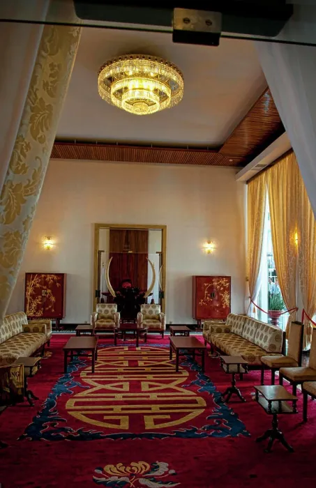 Framed Print : Unification Palace in Ho Chi Minh City (Saigon), Vietnam. President's Reception Room Framed Print : Unification Palace in Ho Chi Minh City (Saigon), Vietnam. President's Reception Room