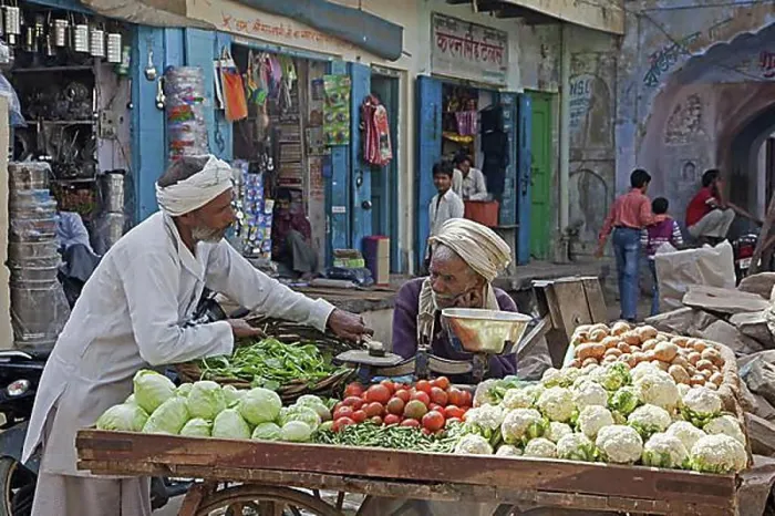 Framed Print : Vendors selling vegetables on wooden cart at market in Barsana, Varsana, Uttar Pradesh, India, Asia Framed Print : Vendors selling vegetables on wooden cart at market in Barsana, Varsana, Uttar Pradesh, India, Asia
