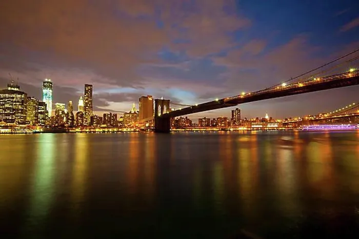 Framed Print : View from Brooklyn across the East River to the skyline of Manhattan and Brooklyn Bridge Framed Print : View from Brooklyn across the East River to the skyline of Manhattan and Brooklyn Bridge