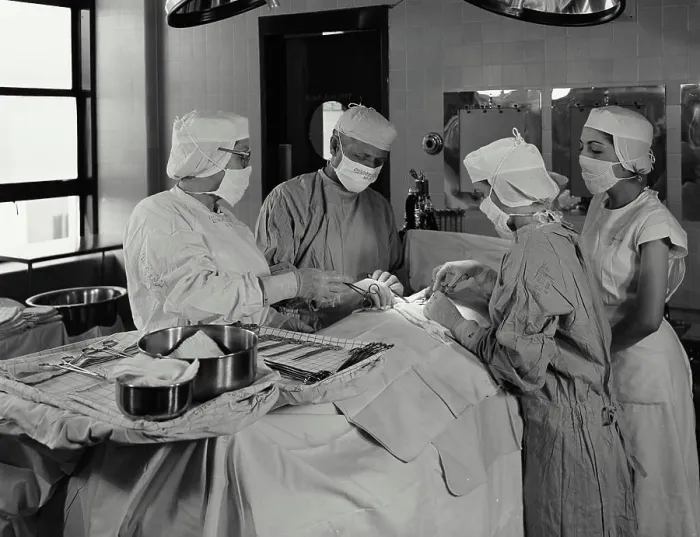 Framed Print : Vintage Photograph. Operation in progress at Charity Hospital in New Orleans LA Framed Print : Vintage Photograph. Operation in progress at Charity Hospital in New Orleans LA