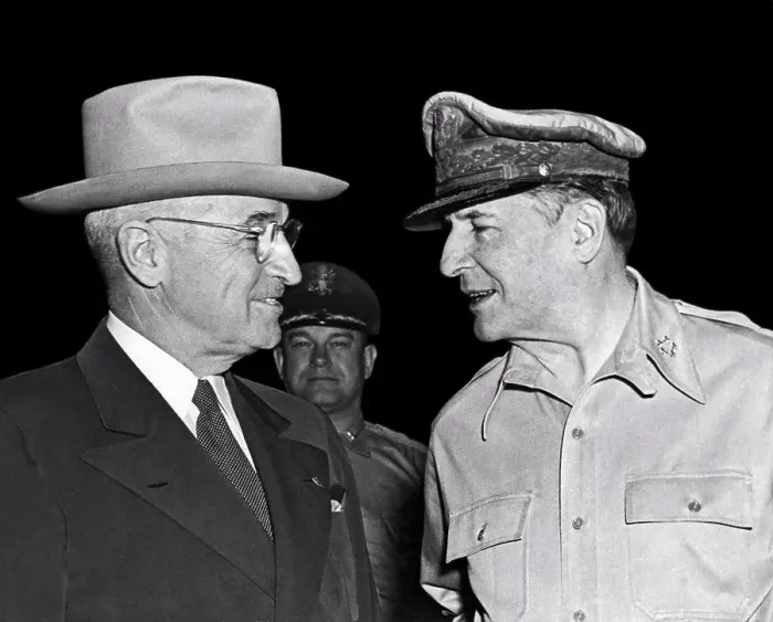 Framed Print : Wake Island, Pacific Ocean: October 15, 1950. President Harry Truman and General Douglas MacArthur meet at Wake Island Framed Print : Wake Island, Pacific Ocean: October 15, 1950. President Harry Truman and General Douglas MacArthur meet at Wake Island