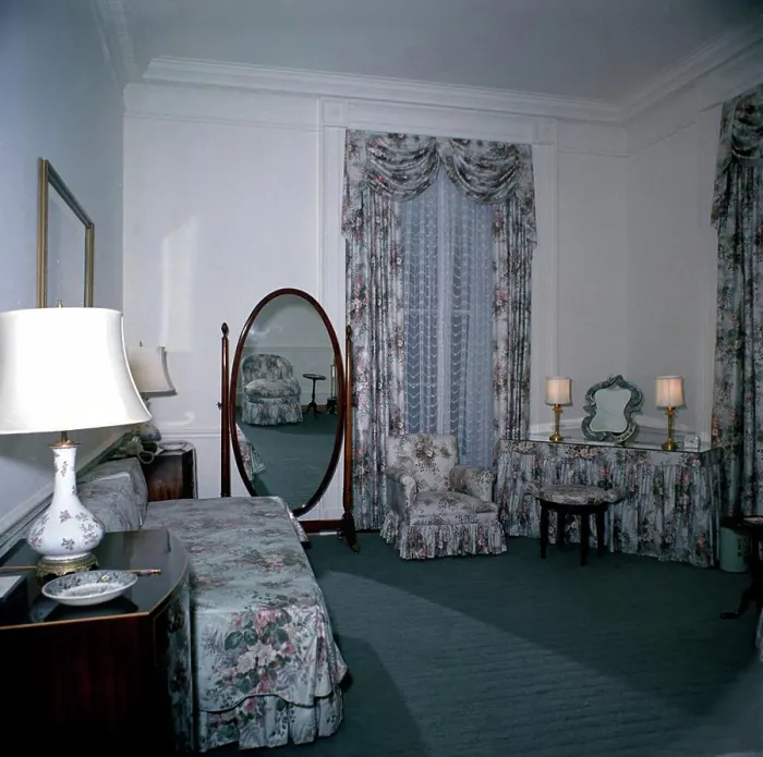 Framed Print : White House Rooms: Lincoln Sitting Room Framed Print : White House Rooms: Lincoln Sitting Room