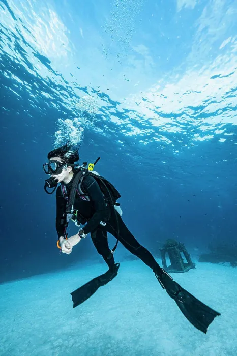 Framed Print : woman diving at the Andaman Sea / Thailand Framed Print : woman diving at the Andaman Sea / Thailand