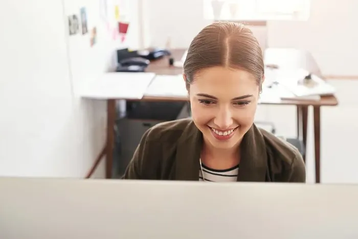 Framed Print : Working hard to achieve success. a young businesswoman working in her office Framed Print : Working hard to achieve success. a young businesswoman working in her office