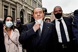 Protective Mask Prints: 03/10/2021 Milan, Silvio Berlusconi voting for the municipal elections in the school in Via Fratelli Ruffini