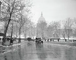 Capitol Prints: 1920s 1930s THE CAPITOL BUILDING AND OLD CAR TRAFFIC IN WINTER WASHINGTON DC USA