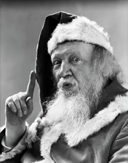 Speaking Prints: 1930S Portrait Santa Claus Pointing Finger In Warning