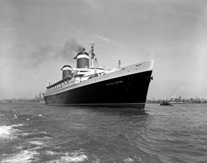 1950S Ss United States Passenger Steamship Ocean Liner On Water