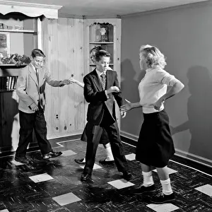 Oldtime Prints: 1950s FOUR TEENAGE BOYS AND GIRLS DANCING PARTY