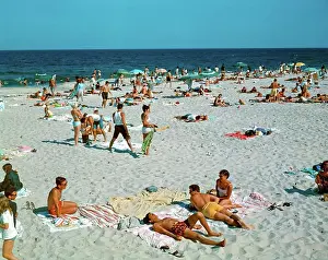 Jersey Prints: 1960s PEOPLE ON BEACH SEASIDE HEIGHTS NEW JERSEY USA