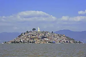 Heroes Prints: 40 meter tall statue of Jose Maria Morelos
