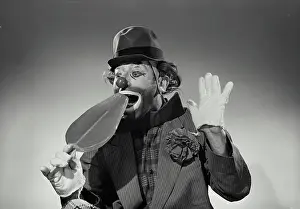 Circus Prints: Alfred Ward Model Released. Vintage Photograph