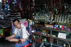 Muslim Prints: Ampel Arab Quarter. Souvenir shop. Surabaya. Indonesia