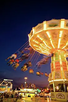 Moving Activity Prints: Amusementpark Ride, Toronto, Ontario, Canada