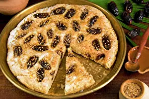 Dating Prints: Ancient Babylonian pastry, sweet bread with honey