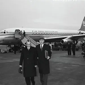 Arrival Prints: Anefo photo collection. Arrival Dean Acheson at Schiphol
