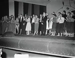 Theater Prints: Anefo photo collection. AVSV 50 years of theater evening. November 6, 1952